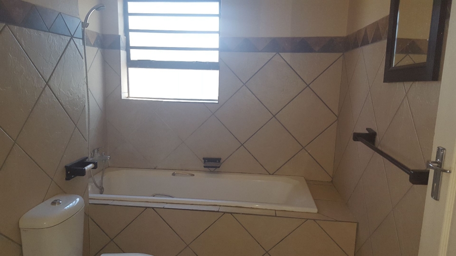 2 Bedroom Property for Sale in Potchefstroom North West